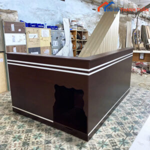 Quầy Lễ Tân Gỗ Thiết Kế Góc L Kết Hợp Kệ Thờ Mới 99%