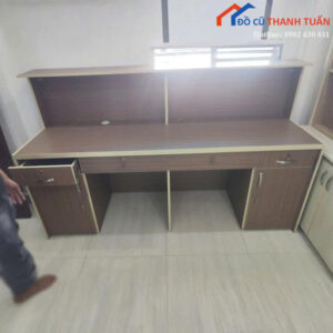 Quầy Lễ Tân Cũ Vân Gỗ Thiết Kế 2 Hộc Bên Tiện Lợi