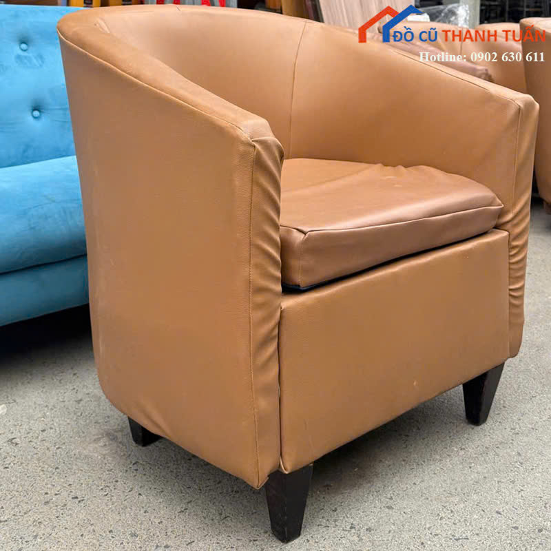 sofa-G400k-2 Sofa Đơn Cũ Bọc Da Màu Nâu Tựa Lưng Bo Cong