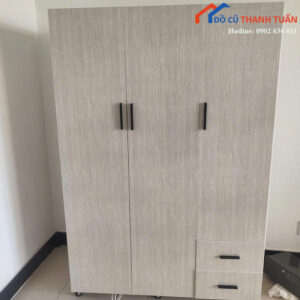 tu-quan-ao-cu-1m2x1m8-thiet-ke-3-canh-co-hoc-keo