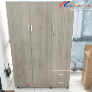 Tủ Quần Áo Cũ 1M2x1M8 Thiết Kế 3 Cánh Có Hộc Kéo