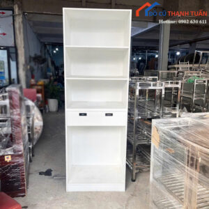 tu-trung-bay-cu-2m35x80cm-mau-trang-nhieu-ngan