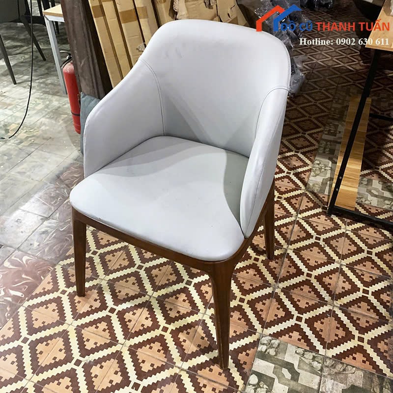 ghe-37c-G500-2 Ghế Ăn Cũ Bọc Đệm Màu Xám Chân Gỗ Chắc Chắn