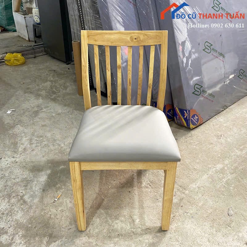 m-12-xam Thanh Lý Ghế Ăn Khung Gỗ Bọc Da Êm Ái Mới 99%