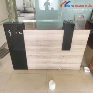 quay-le-tan-cu-1m6x1m2-thiet-ke-mat-kinh-sang-trong