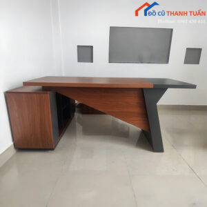 Bàn Giám Đốc Cũ 1M6x1M2 Góc L Kiểu Dáng Độc Đáo
