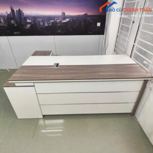 Bàn Giám Đốc Cũ 1M95x1M4 Góc L Màu Trắng Hiện Đại