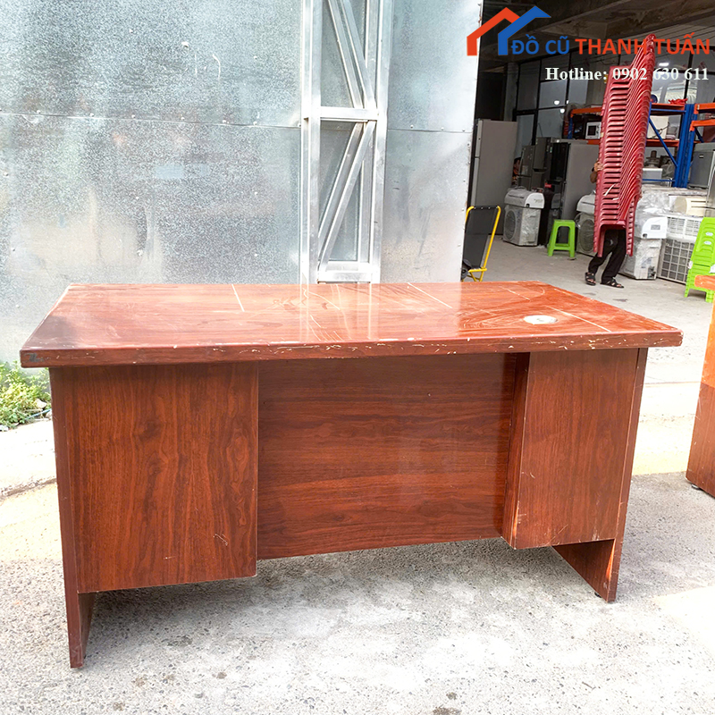 blv-1m4x70-cao-75cm-G1tr5-1 Bàn Làm Việc Cũ 1M4x70CM Màu Nâu Có Hộc Tiện Lợi