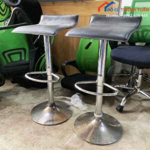 Ghế Bar Cũ Không Tay Vịn Bọc Da Màu Đen Sang Trọng