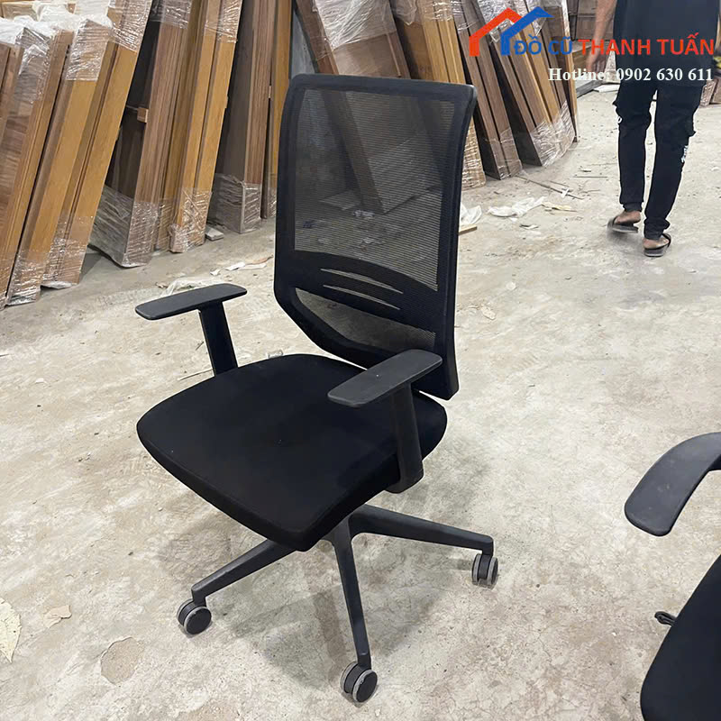 ghe-van-phong-cu-lung-luoi-cao-thoang-mat-3 Ghế Văn Phòng Cũ Lưng Lưới Cao Thoáng Mát