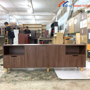 Kệ Tivi Màu Nâu 2 Cánh 1M8x60CM Có Hộc Kéo Mới 99%