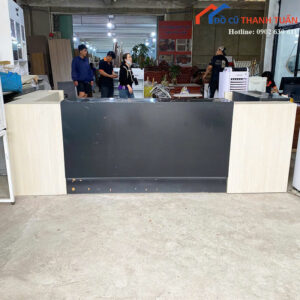 Quầy Lễ Tân Cũ 3M2x1M5 Màu Trắng Phối Đen Hiện Đại