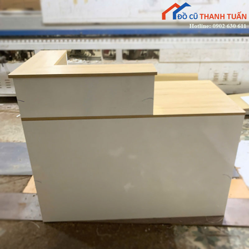 quay-le-tan-phoi-trang-sang-trong-moi-99-nhieu-mau (5) Quầy Lễ Tân Phối Trắng Sang Trọng Mới 99% (Nhiều Mẫu)