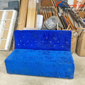 Sofa Cũ Bọc Đệm Màu Xanh Kiểu Dáng Đơn Giản