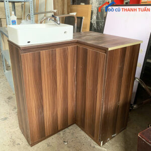 Tủ Lavabo Cũ Thiết Kế Góc L Có Bồn Rửa Tiện Dụng