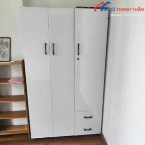 Tủ Nhựa Cũ 1M8x1M Màu Trắng Thiết Kế 3 Cánh