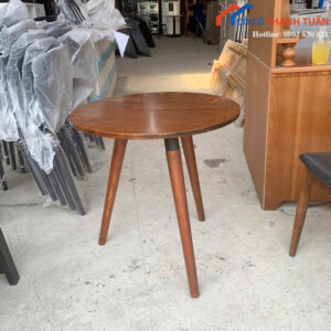 Bàn Cafe Cũ Mặt Tròn Thiết Kế 3 Chân Nhỏ Gọn