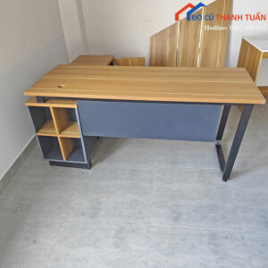 Bàn Giám Đốc Cũ 1M25x1M6 Góc L Vân Gỗ Phối Nâu