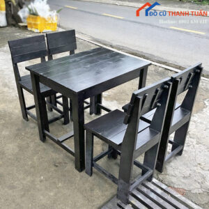 Bộ Bàn Cafe 4 Ghế Kiểu Dáng Đơn Giản Mới 99%