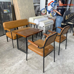 Bộ Bàn Ghế Cafe Bọc Da Màu Nâu Khung Sắt Mới 99%