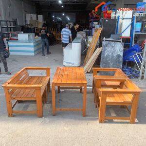 Bộ Bàn Ghế Cafe Cũ Vân Gỗ Sáng Thiết Kế Chắc Chắn