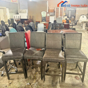 Ghế Ăn Cũ Bọc Đệm Màu Nâu Tựa Lưng Cao