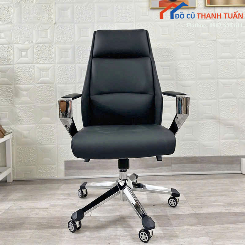 ghe-giam-doc-boc-da-chan-xoay-hien-dai-moi-99-1 Ghế Giám Đốc Bọc Da Chân Xoay Hiện Đại Mới 99%