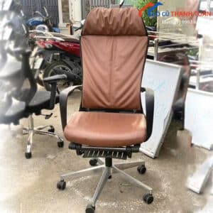 Ghế Văn Phòng Cũ Chân Xoay Boc Dạ Màu Nâu