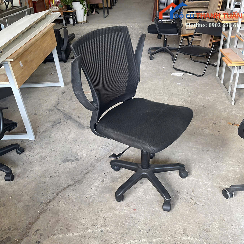 ghe-van-phong-cu-co-tay-vin-nhat-len-tien-loi-4 Ghế Văn Phòng Cũ Có Tay Vịn Nhất Lên Tiện Lợi