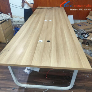 Bàn Họp Văn Phòng Cũ Thiết Kế Hiện Đại