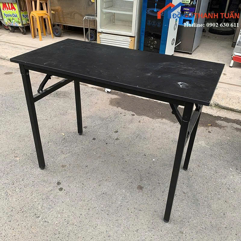 ban-lam-viec-cu-1m2x50cm-mat-go-den-gia-re (3)
