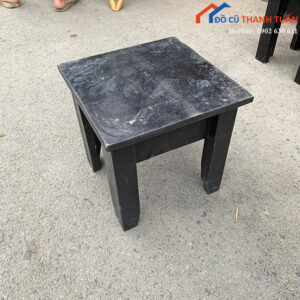 ghe-don-cu-dang-vuong-mau-den-gia-re-1-300x300 Ghế Gỗ Quán Ăn Nhà Hàng Tồn Kho Thanh Lý