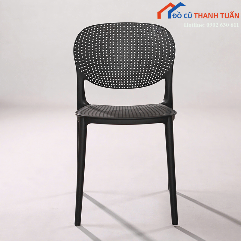ghe-nhua-duc-kieu-dang-hien-dai-moi-99-2 Ghế Nhựa Đúc Thiết Kế Tối Giản Phù Hợp Nhiều Không Gian Mới 99%
