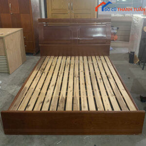 Giường Ngủ Gỗ Cũ 1M4x2M Màu Nâu Sang Trọng