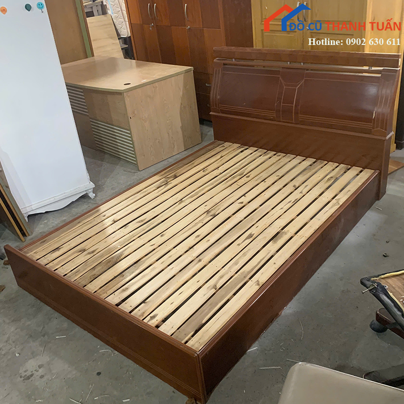 giuong-ngu-go-cu-1m4x2m-mau-nau-sang-trong-2 Giường Ngủ Gỗ Cũ 1M4x2M Màu Nâu Sang Trọng