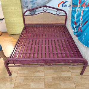 Giường Sắt Cũ 1M6x2M Giá Hấp Dẫn
