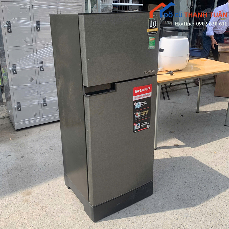 tu-lanh-sharp-cu-180l-2-cua-inverter-gia-re (3)