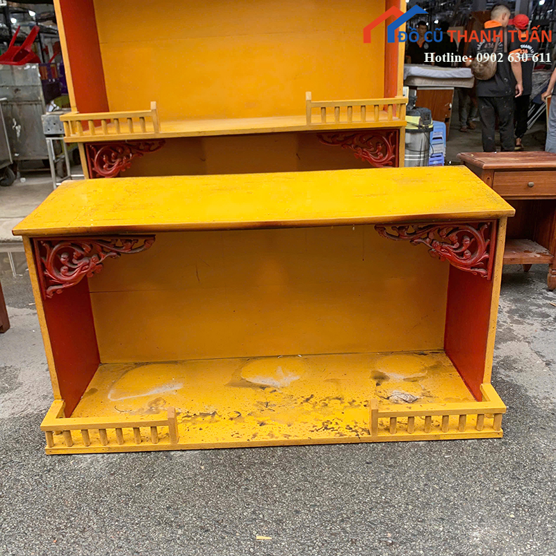 tu-tho-go-cu-1m35x72cm-phong-cach-co-dien-dep-mat-4 Tủ Thờ Cũ 1M35x72CM Phong Cách Cổ Điển Đẹp Mắt