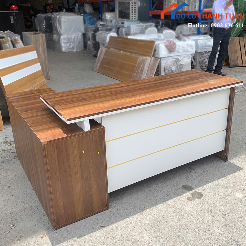 ban-giam-doc-cu-1m6x60cm-kem-tu-phu-mau-nau-trang-2 Bàn Giám Đốc Cũ 1M6x60CM Kèm Tủ Phụ Màu Nâu Trắng