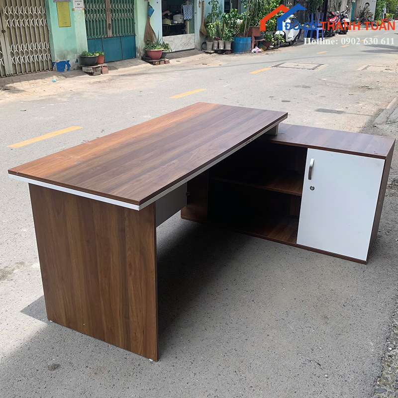 ban-giam-doc-cu-1m6x60cm-kem-tu-phu-mau-nau-trang-4 Bàn Giám Đốc Cũ 1M6x60CM Kèm Tủ Phụ Màu Nâu Trắng