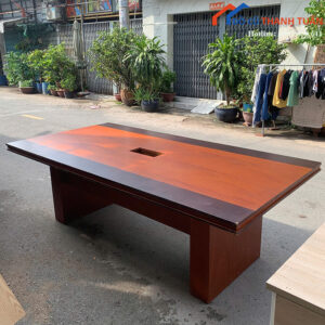 Bàn Họp Cũ 2M4x1M2 Màu Nâu Gỗ Sang Trọng