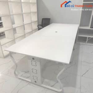 Bàn Họp Cũ Khung Sắt Trắng Thiết Kế Hiện Đại