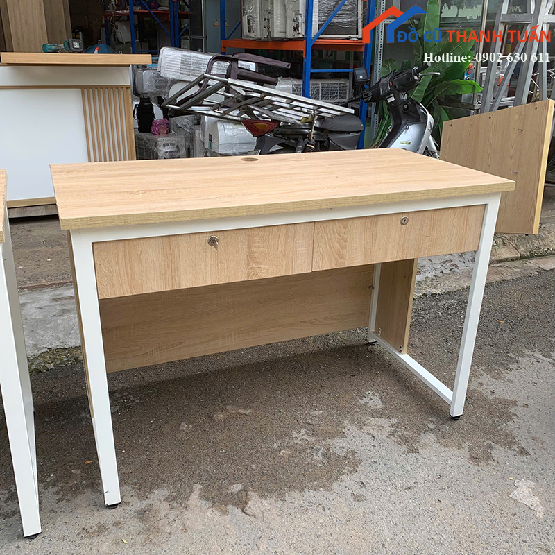 ban-lam-viec-cu-1m2x60cm-co-hai-hoc-keo-nho-gon (3)