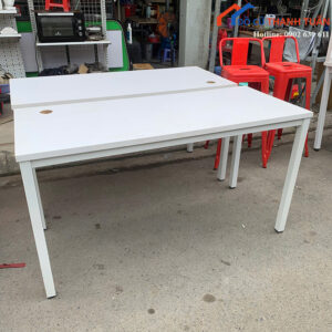 Bàn Làm Việc Cũ 1M4 Màu Trắng Chân Sắt