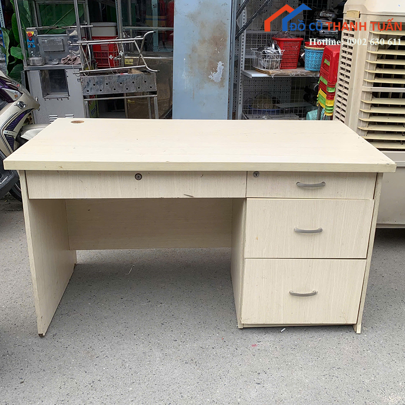 ban-lam-viec-cu-1m4x60cm-mau-sang-gia-tot-1 Bàn Làm Việc Cũ 1M4x60CM Màu Sáng Giá Tốt