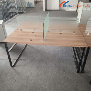 ban-lam-viec-cu-1m6x1m2-co-vach-kinh-1-300x300 Thanh Lý Đồ Nội Thất Cũ - Chuyên Mua Bán Bàn Ghế Cũ Giá Tốt Nhất