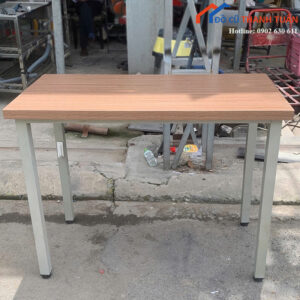 Bàn Làm Việc Cũ 1Mx50CM Chân Sắt Mặt Gỗ Gọn Đẹp