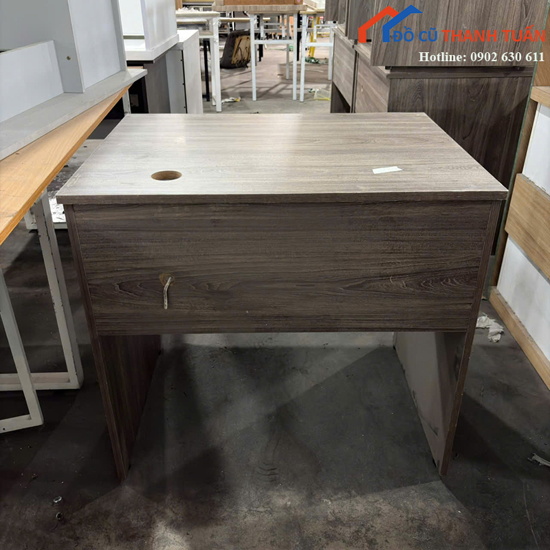 ban-lam-viec-cu-80cm-nho-gon-co-hoc-keo-1 Bàn Làm Việc Cũ 80CM Nhỏ Gọn Có Hộc Kéo