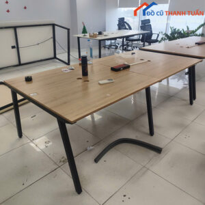 Bàn Làm Việc Nhóm Cũ 2M4x1M2 Khung Sắt Chắc Chắn