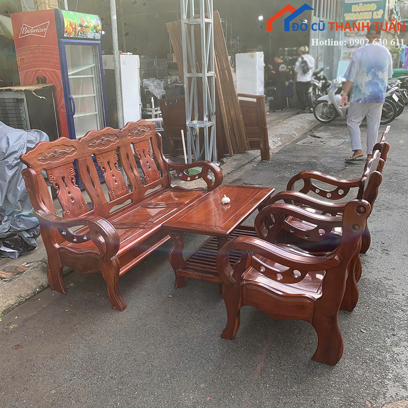bo-salon-go-tu-nhien-cu-kieu-dang-don-gian (3)